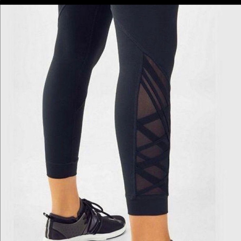 Power hold fabletics